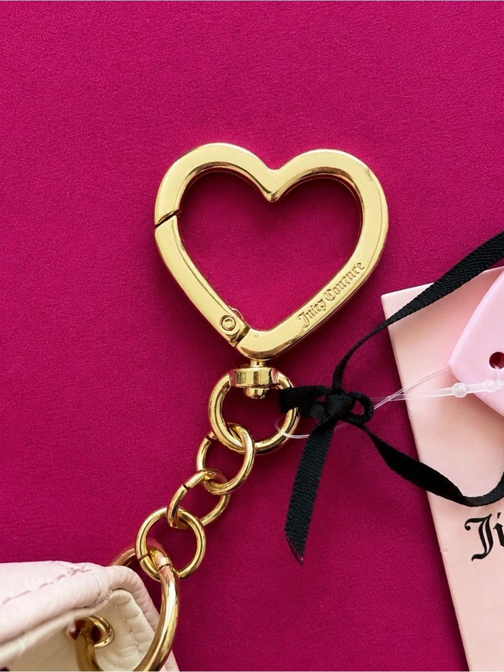 NWT Juicy Couture Cream Pink Card Holder Wallet Keychain With Charms ID Window - Picture 5 of 9